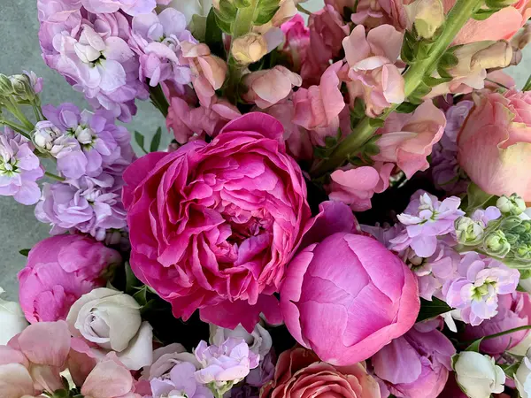 Цветочная корзина "Брют"